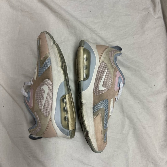air max 200 barely rose